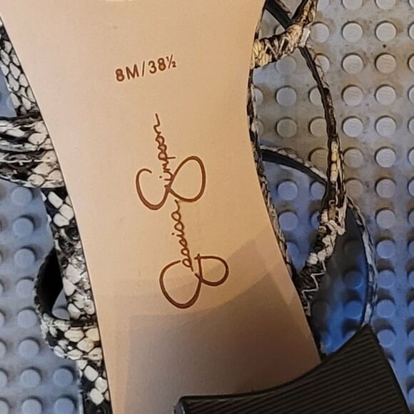 Jessica Simpson size 8 snake skin Stassey Cage Sandal NEW - Picture 6 of 6